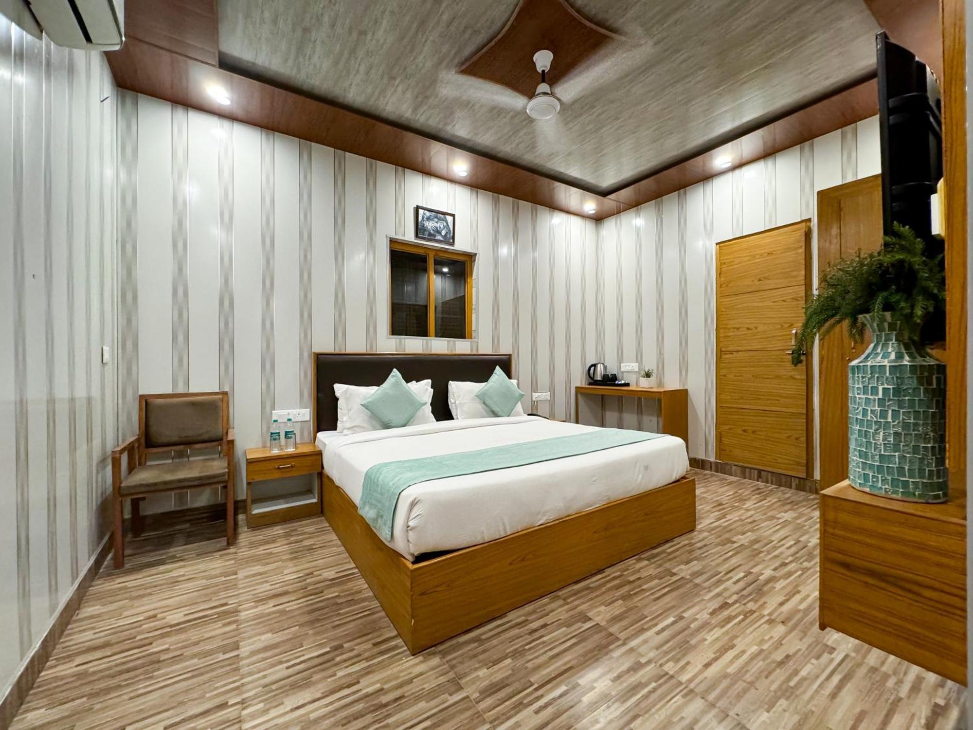 The White Oak Corbett Spa & Resort ラムナガル エクステリア 写真